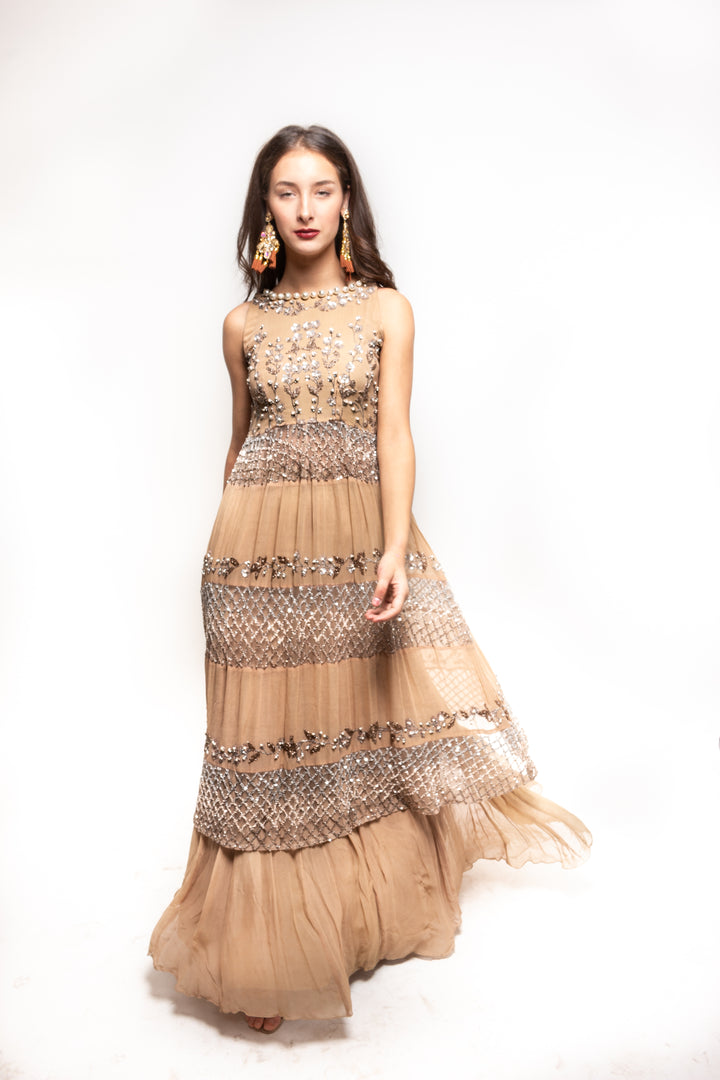 BEIGE GOWN SET - STELLAR