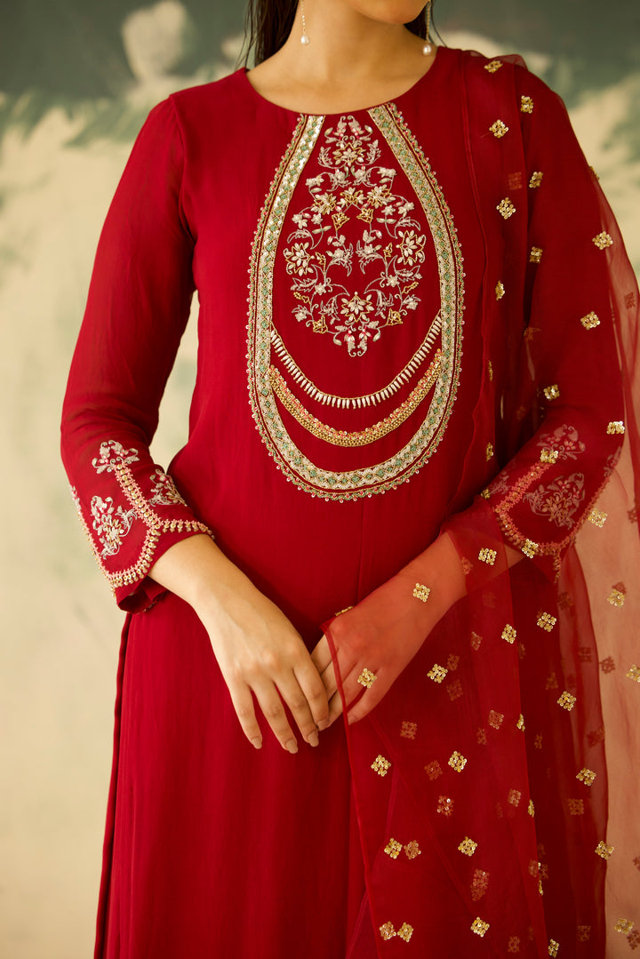 CRIMSON RED