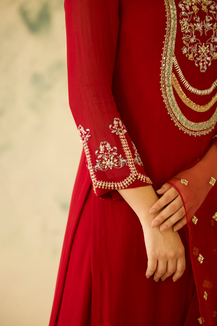 CRIMSON RED