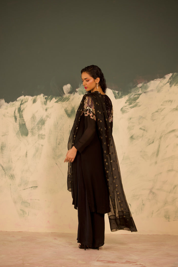 MIDNIGHT BLACK - SITARA