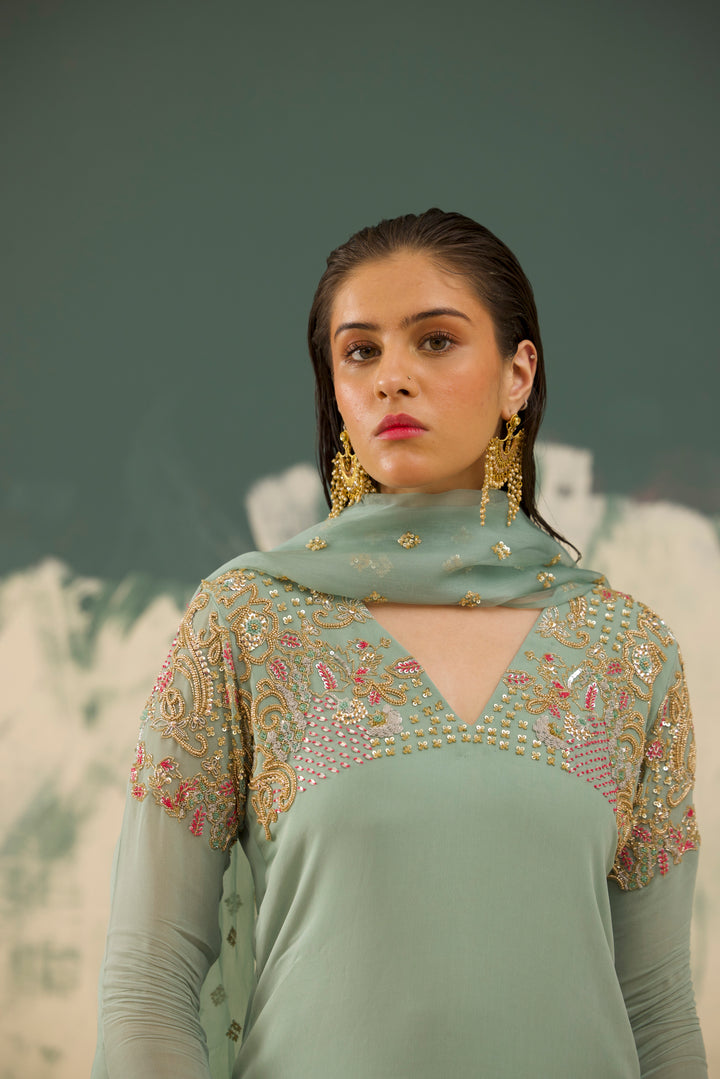 PALE SEA GREEN - SITARA