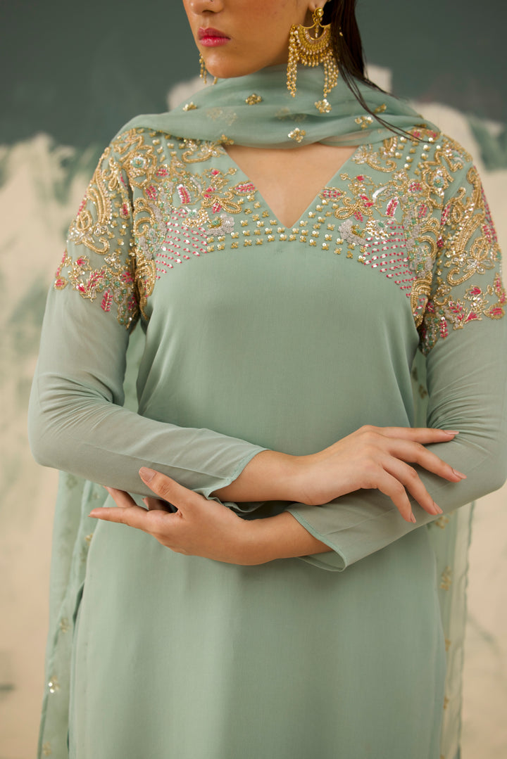 PALE SEA GREEN - SITARA