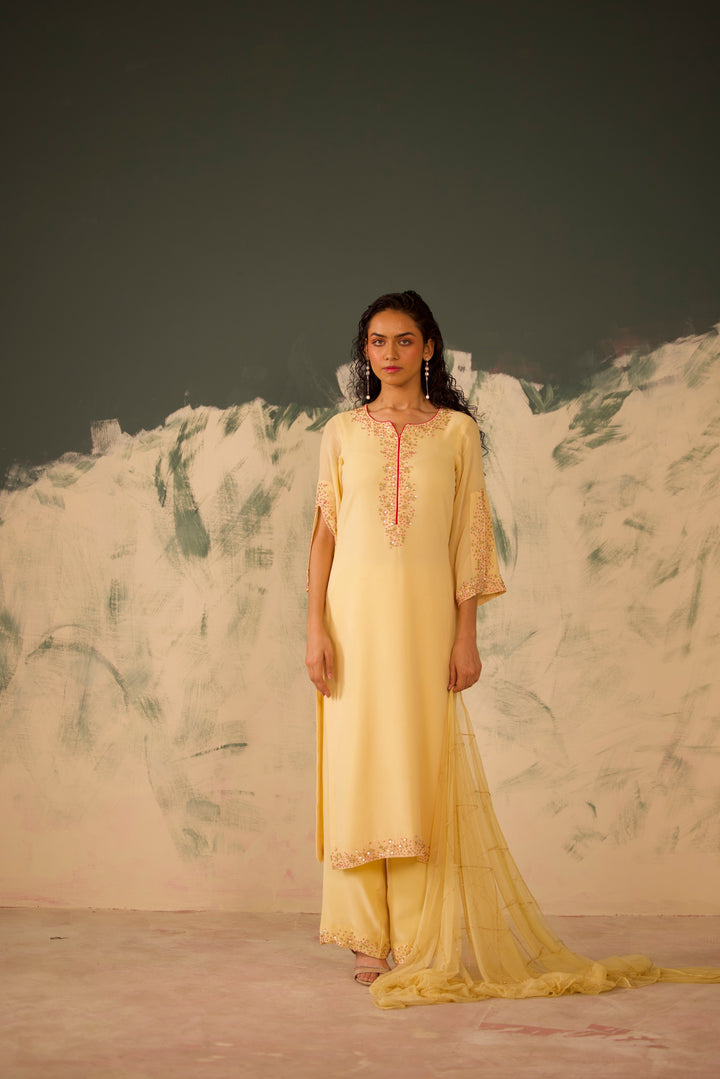 YELLOW SHIMMER - SITARA