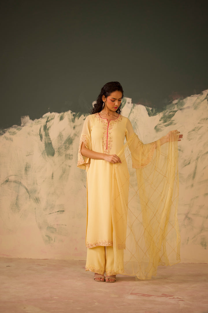 YELLOW SHIMMER - SITARA