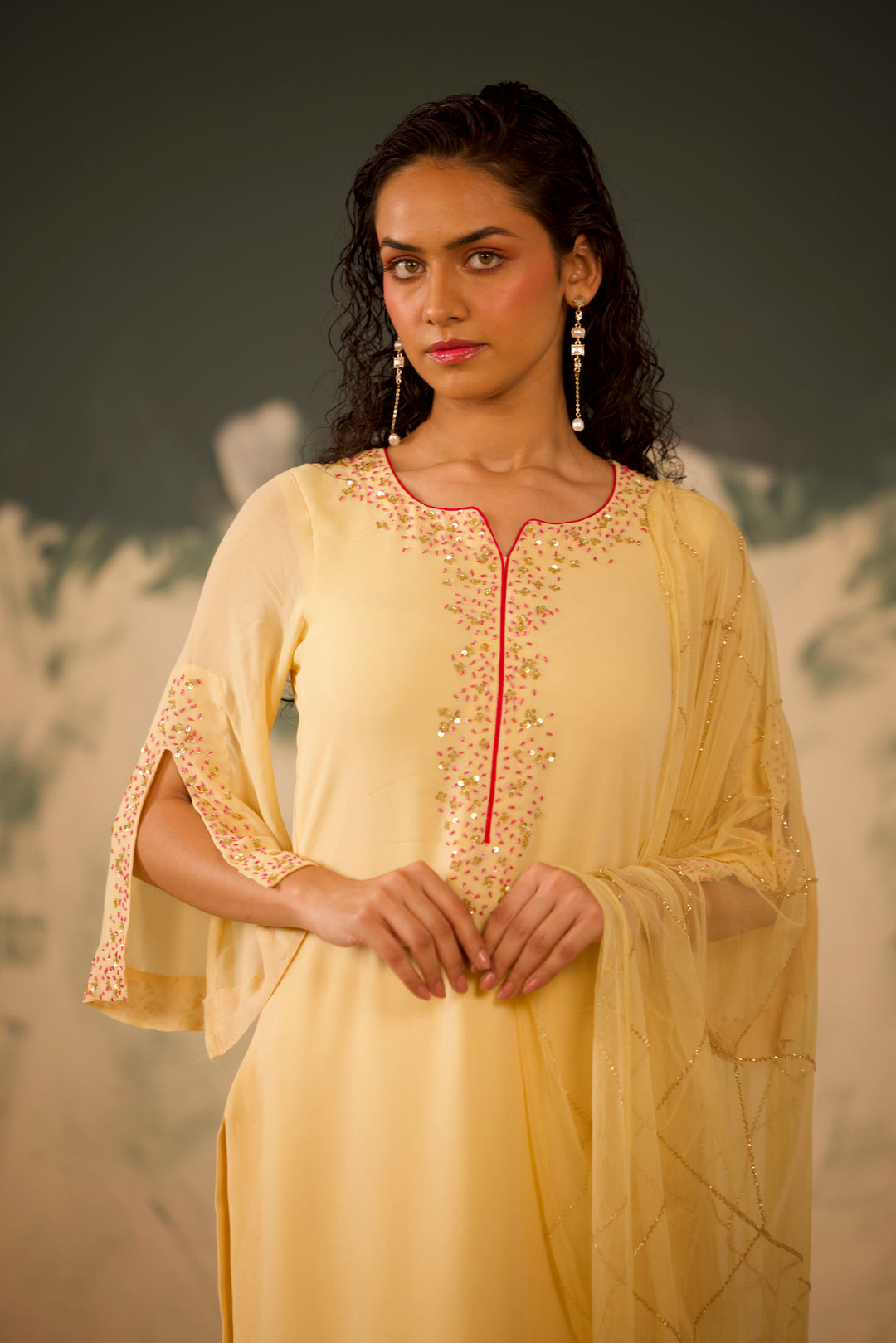 YELLOW SHIMMER - SITARA