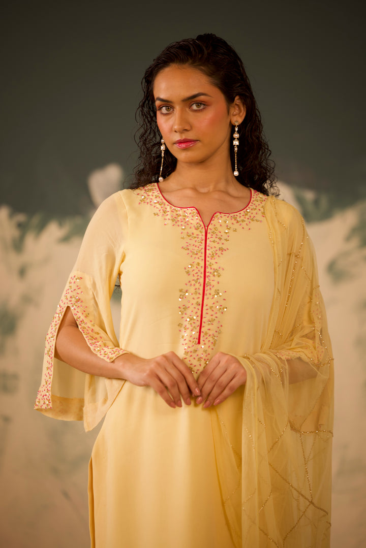 YELLOW SHIMMER - SITARA