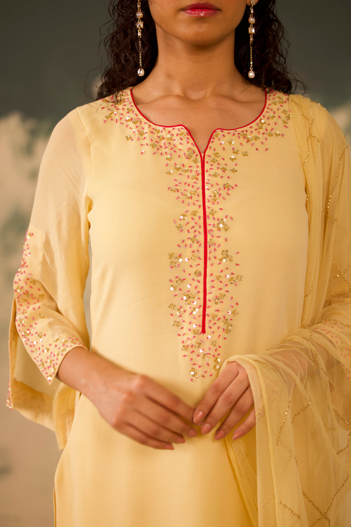YELLOW SHIMMER - SITARA